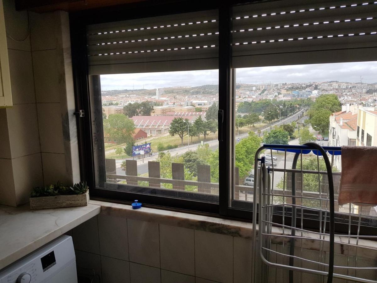 Enjoy Lisbon Cascais Sintra 1200 Metres To Metro Blue Line Sintra Rail Line Free Parking Apartment Amadora Exterior photo