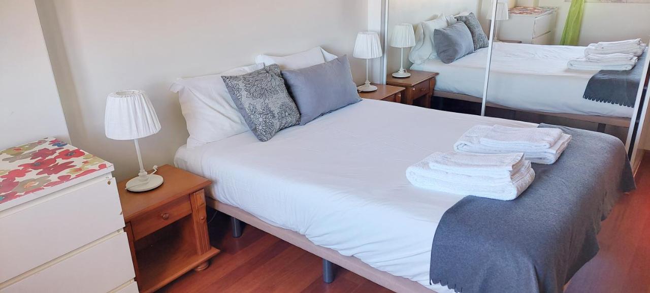 Enjoy Lisbon Cascais Sintra 1200 Metres To Metro Blue Line Sintra Rail Line Free Parking Apartment Amadora Exterior photo
