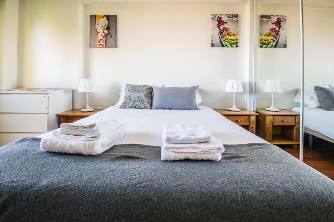 Enjoy Lisbon Cascais Sintra 1200 Metres To Metro Blue Line Sintra Rail Line Free Parking Apartment Amadora Exterior photo