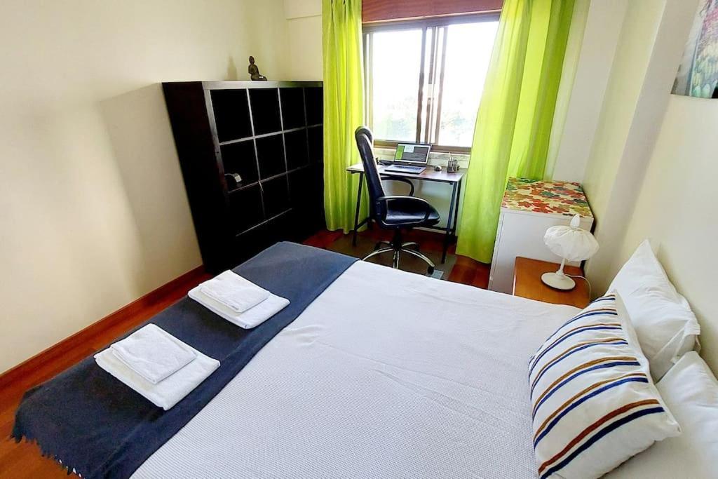Enjoy Lisbon Cascais Sintra 1200 Metres To Metro Blue Line Sintra Rail Line Free Parking Apartment Amadora Exterior photo